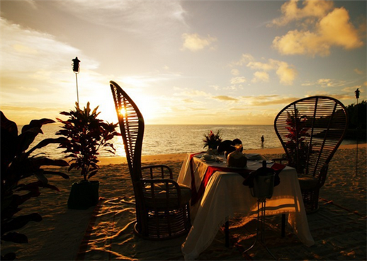 帕劳华裔人口_帕劳人口多少(2)