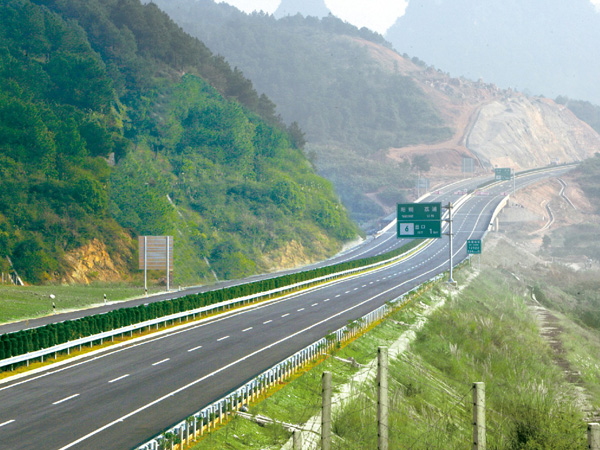 桂林至河池高速公路,桂林至柳州高速公路,桂林至梧州高速公路,桂林至