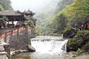 ����ѩɽǰɽ���ˮ���������ʹ�����ȶ�����_��˾�Ŷ���